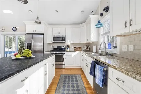 109 Fox Hollow Road North Kingstown RI 02852