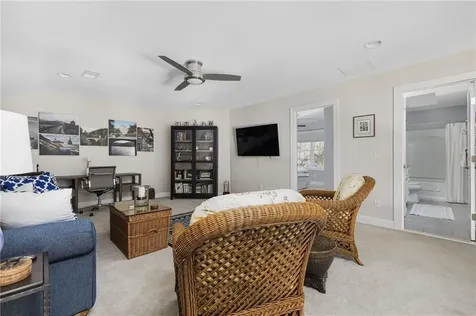 109 Fox Hollow Road North Kingstown RI 02852