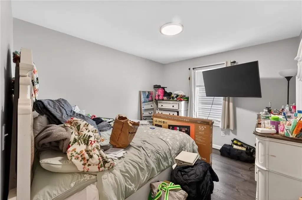 102 Ellery Street Providence RI 02909
