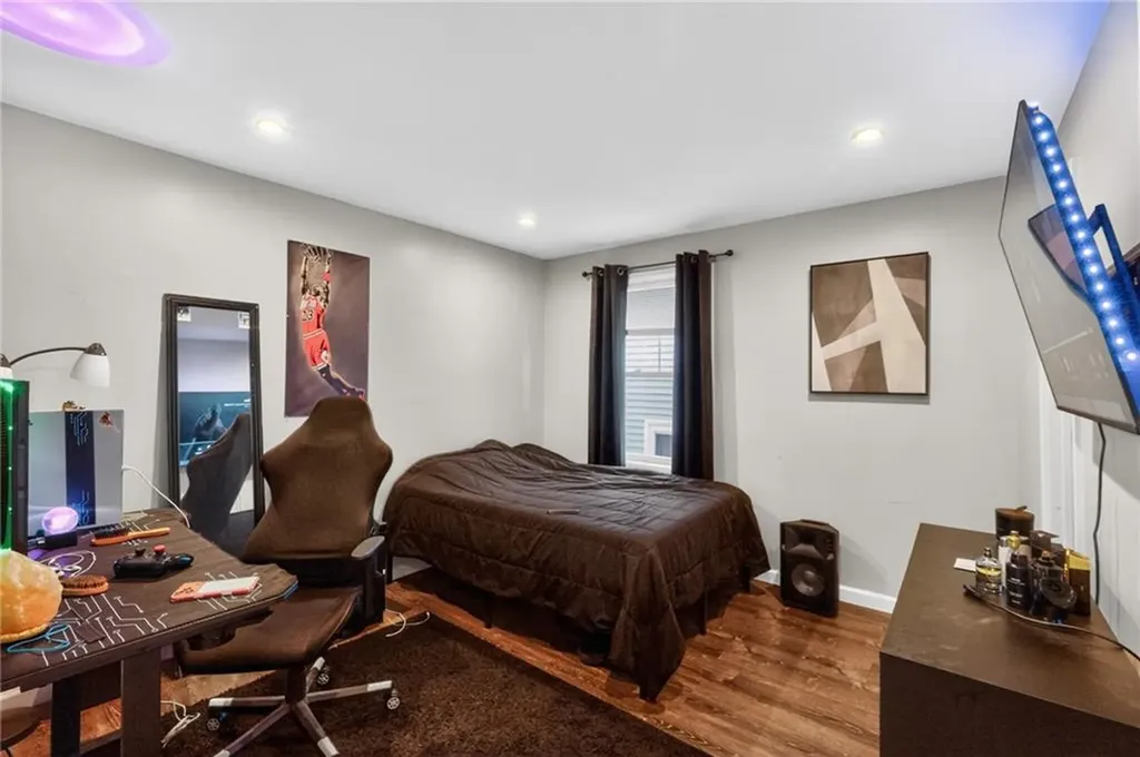 102 Ellery Street Providence RI 02909