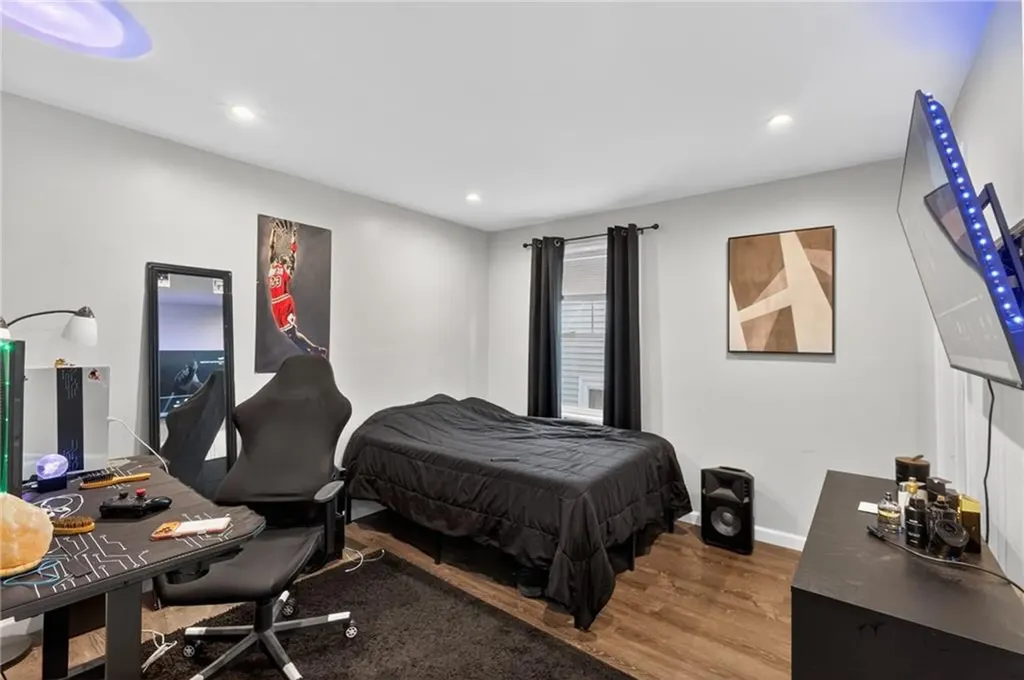 102 Ellery Street Providence RI 02909