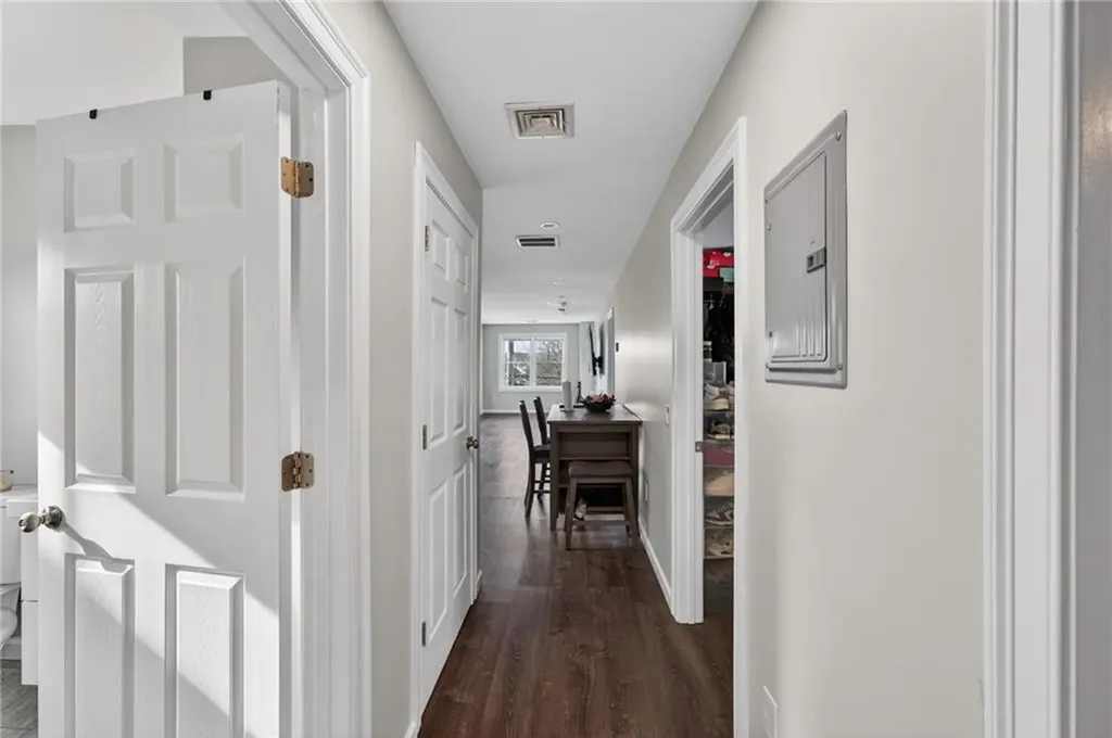 102 Ellery Street Providence RI 02909