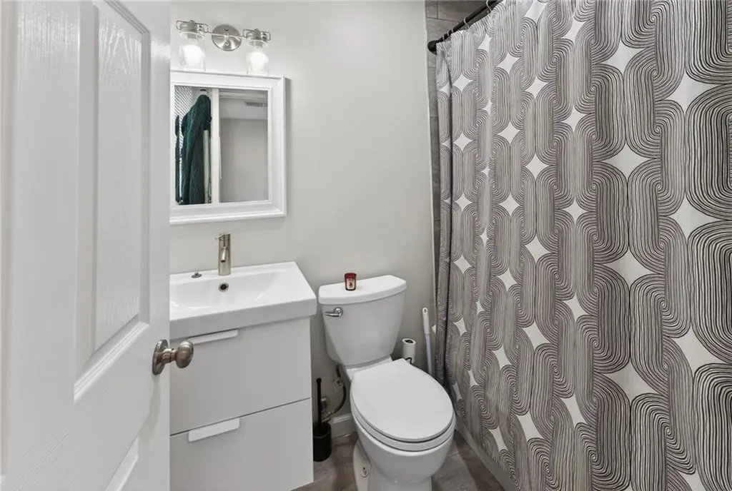 102 Ellery Street Providence RI 02909