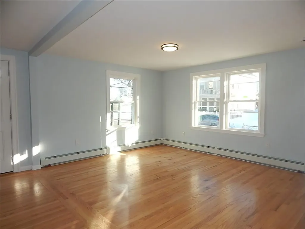 84 Farrell Street Pawtucket RI 02861