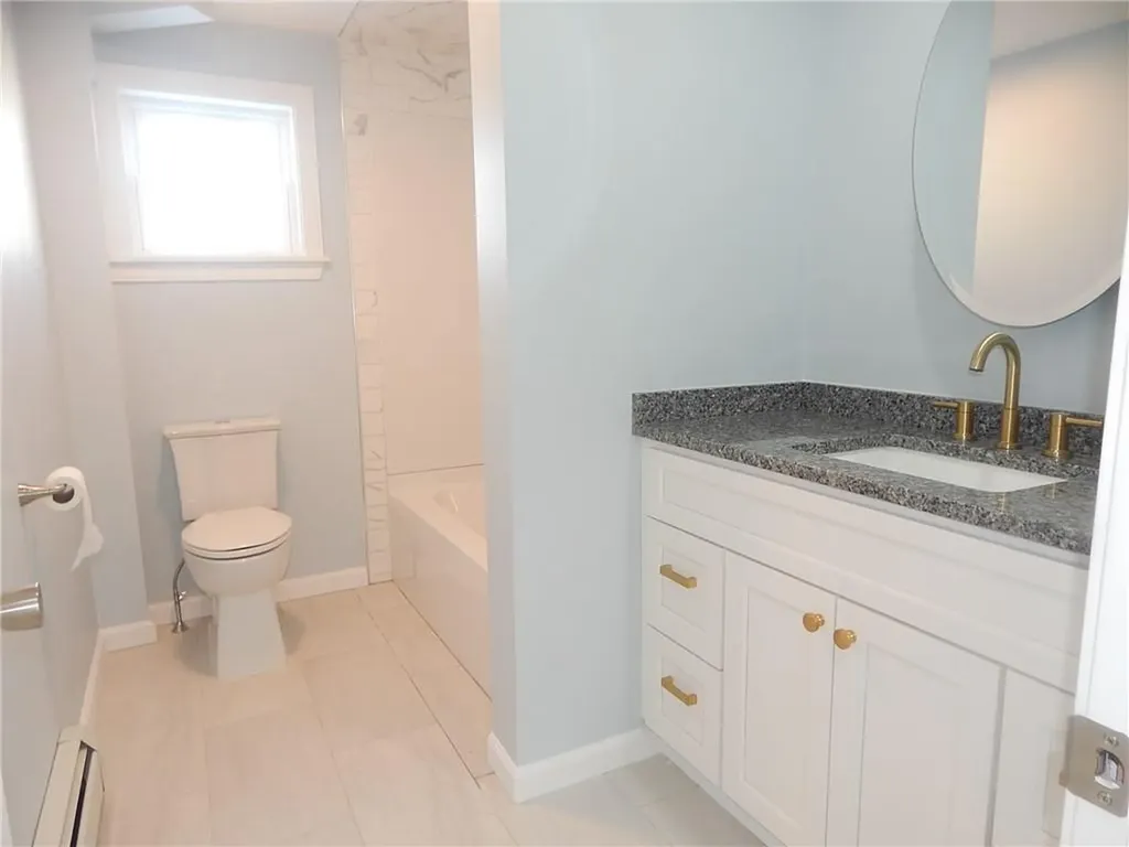 84 Farrell Street Pawtucket RI 02861