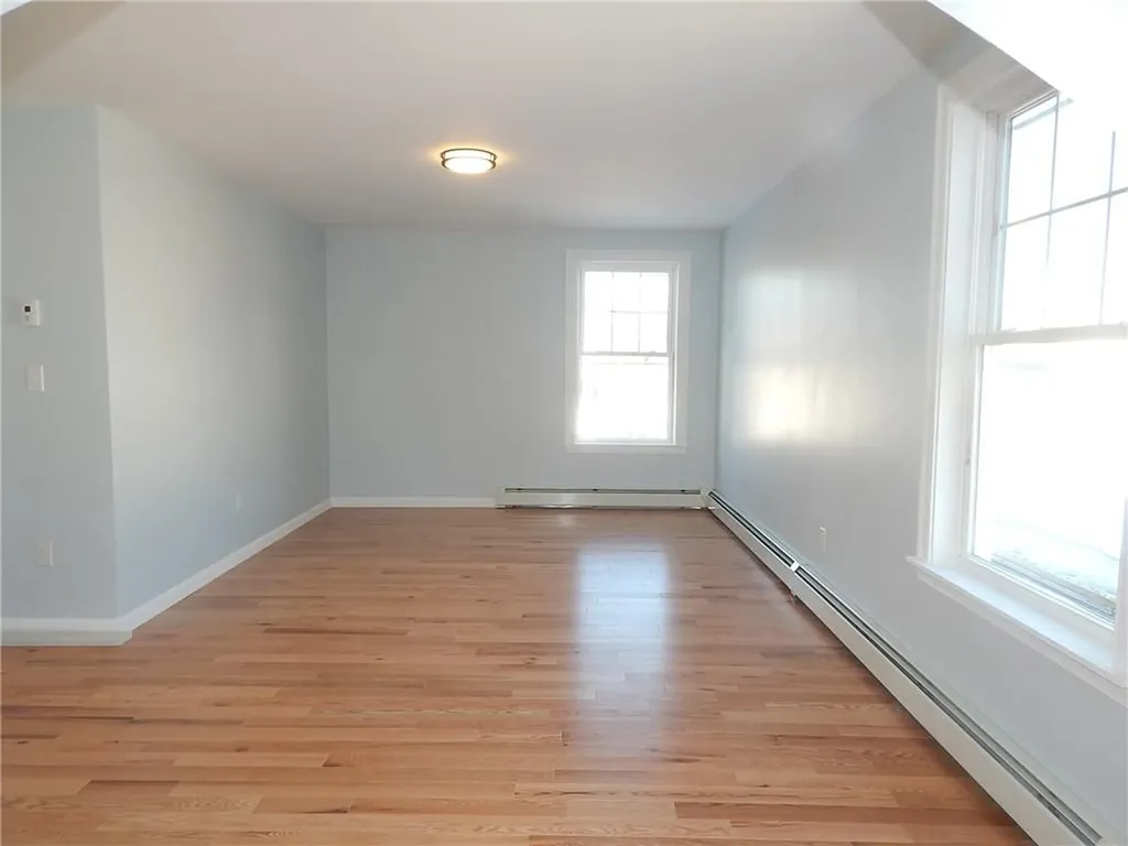 84 Farrell Street Pawtucket RI 02861
