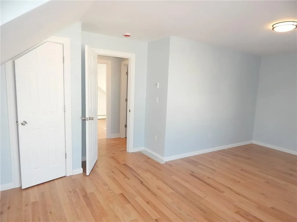 84 Farrell Street Pawtucket RI 02861