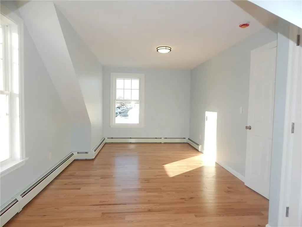 84 Farrell Street Pawtucket RI 02861