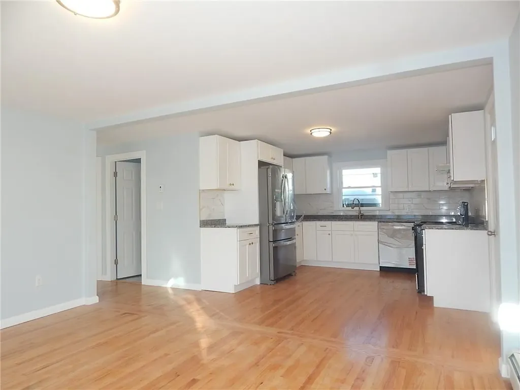 84 Farrell Street Pawtucket RI 02861