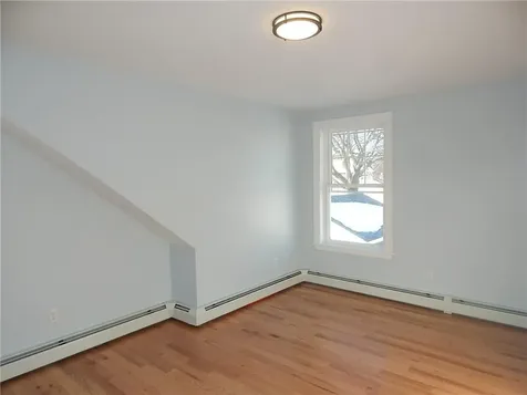 84 Farrell Street Pawtucket RI 02861