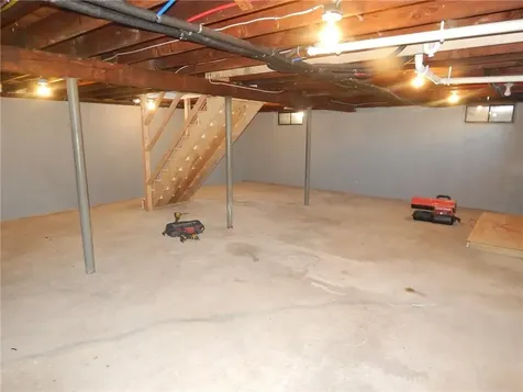 84 Farrell Street Pawtucket RI 02861