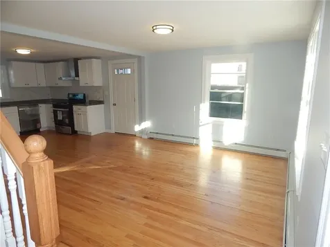 84 Farrell Street Pawtucket RI 02861