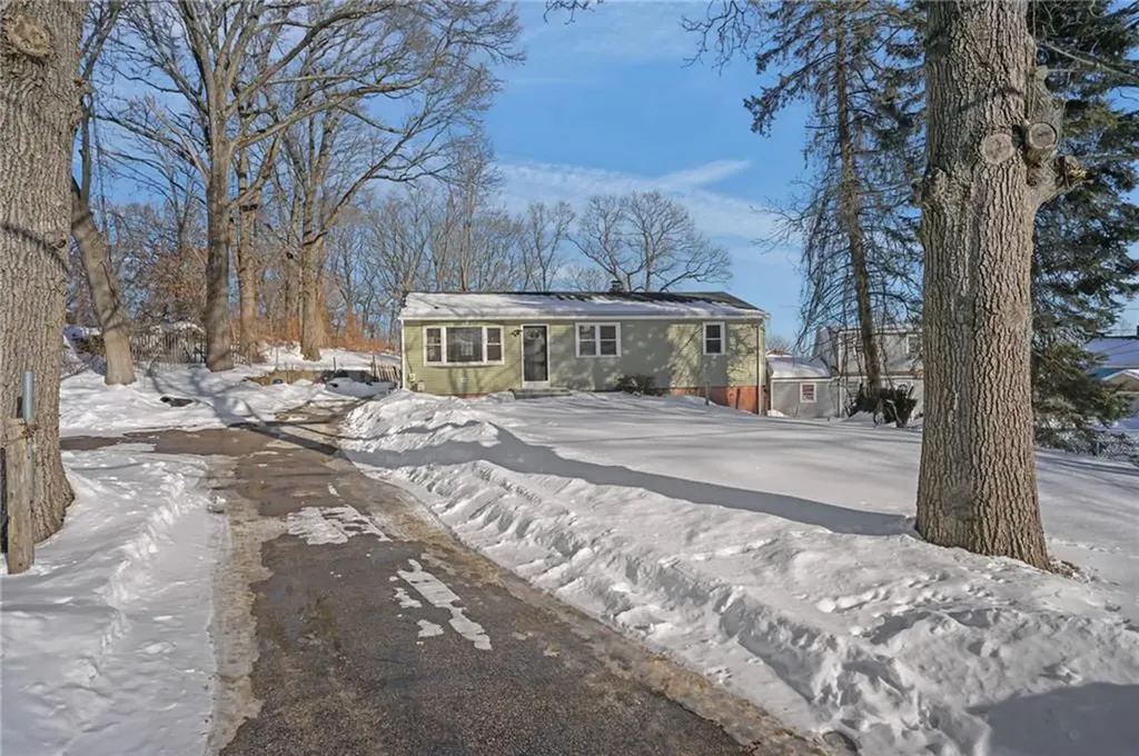 5 Deluca Street Johnston RI 02919