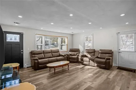 5 Deluca Street Johnston RI 02919