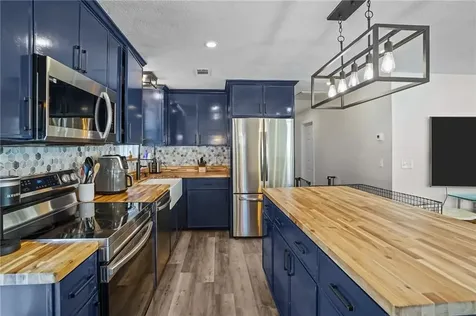 5 Deluca Street Johnston RI 02919