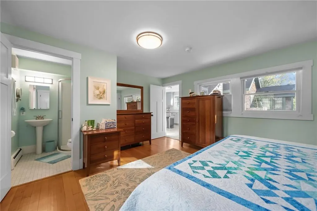 104 Howland Avenue Jamestown RI 02835