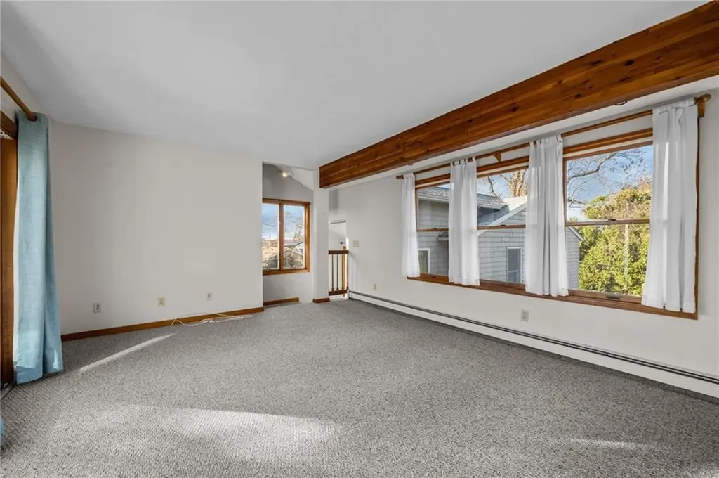 104 Howland Avenue Jamestown RI 02835