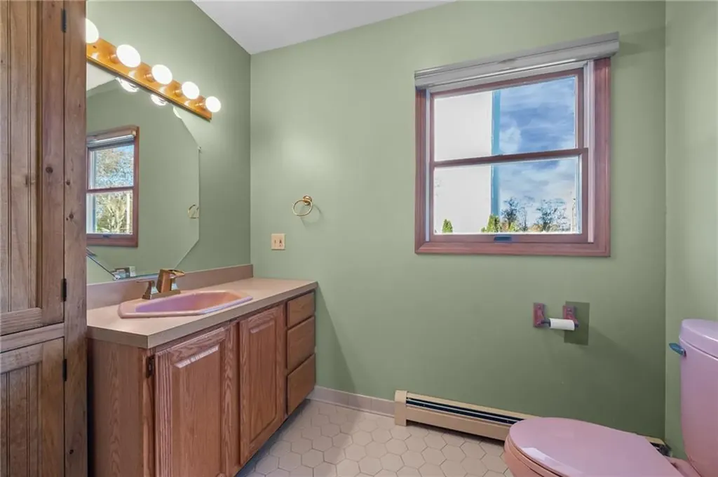 104 Howland Avenue Jamestown RI 02835