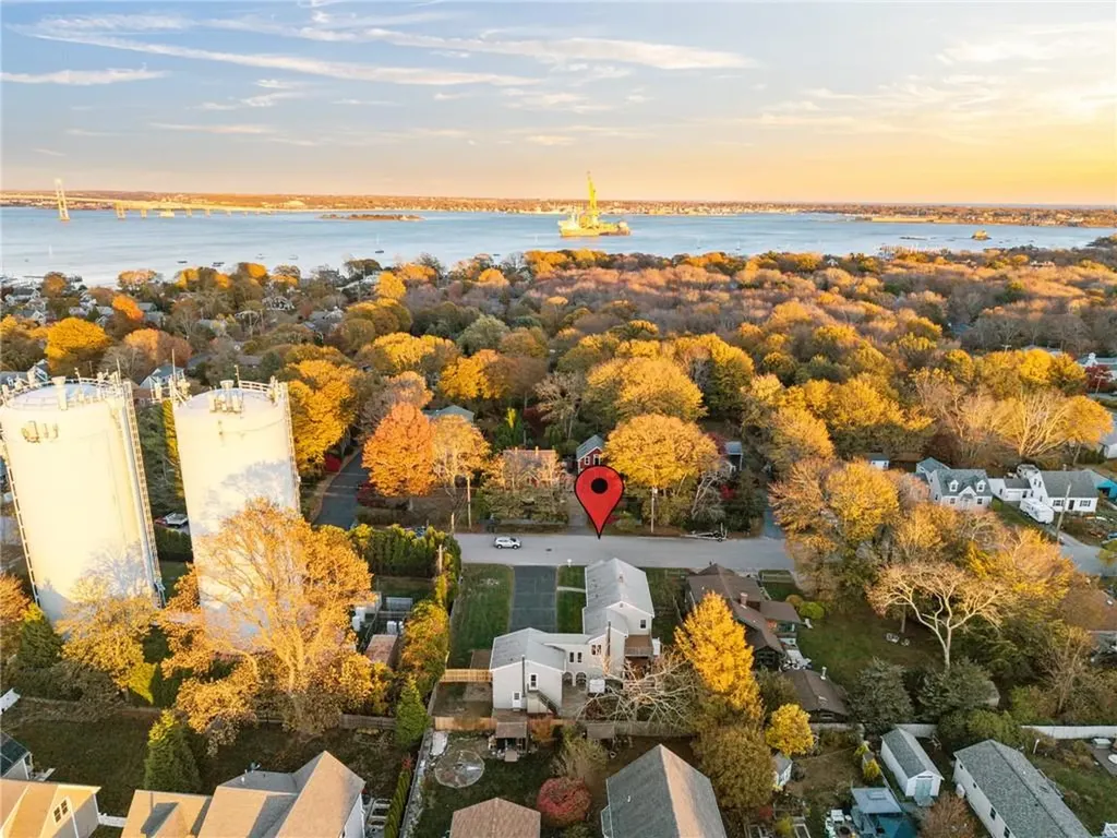 104 Howland Avenue Jamestown RI 02835