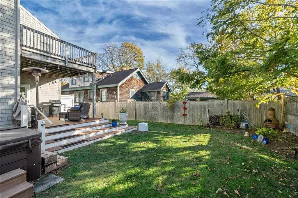 104 Howland Avenue Jamestown RI 02835