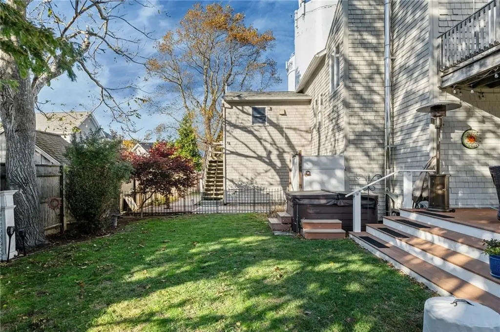 104 Howland Avenue Jamestown RI 02835