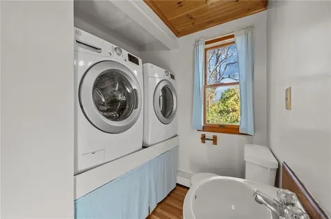 104 Howland Avenue Jamestown RI 02835