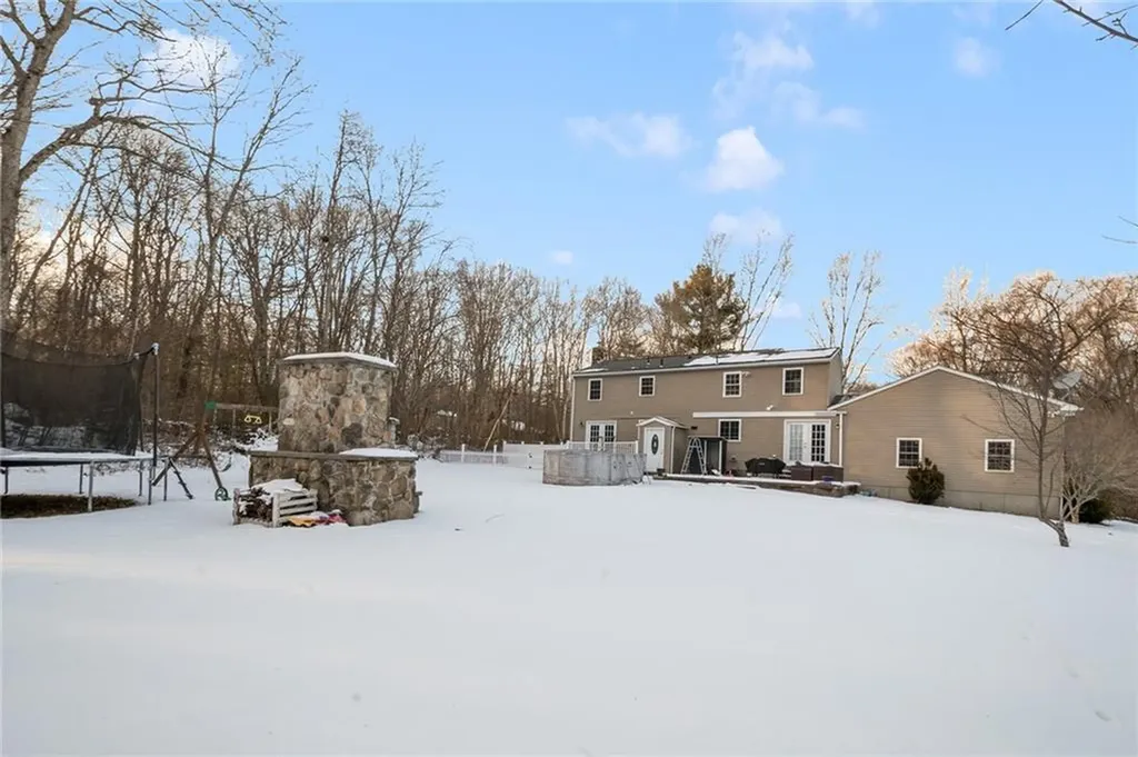 233 Sisson Road Coventry RI 02816