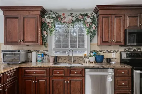 233 Sisson Road Coventry RI 02816