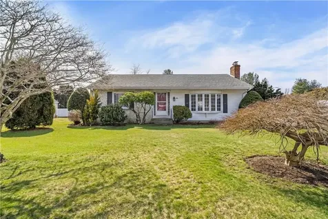 80 Twin Oak Drive Warwick RI 02889