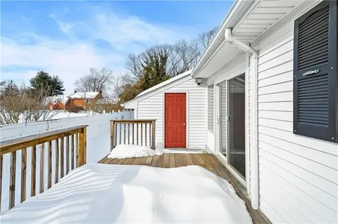 80 Twin Oak Drive Warwick RI 02889