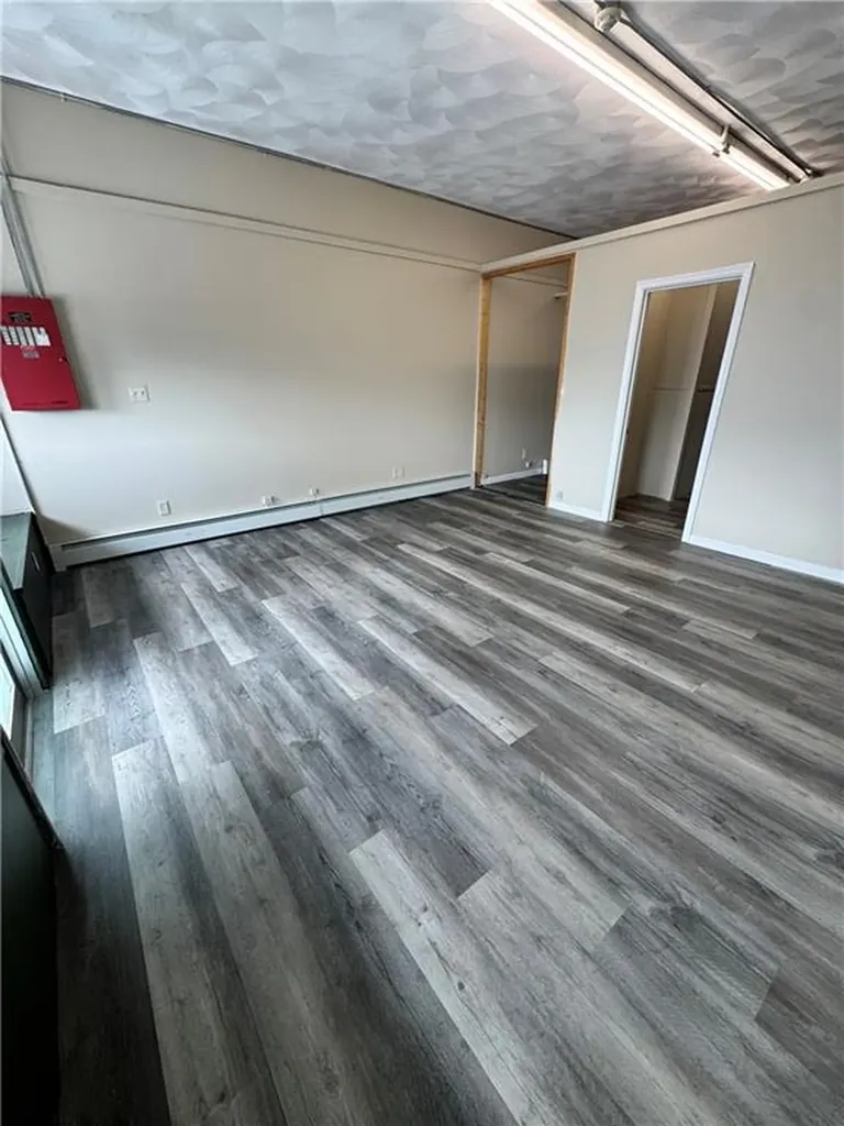 494 Warren Avenue East Providence RI 02914