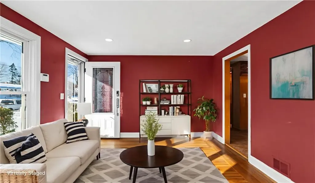 96 Moccasin Drive Warwick RI 02889