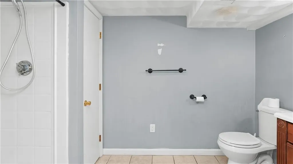 96 Moccasin Drive Warwick RI 02889