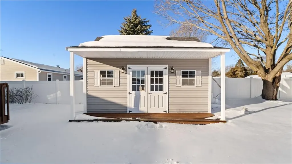 96 Moccasin Drive Warwick RI 02889