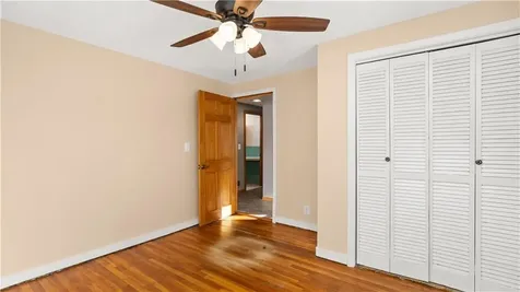 96 Moccasin Drive Warwick RI 02889