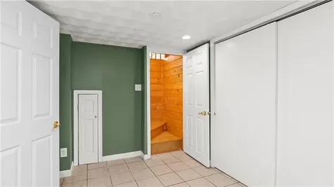 96 Moccasin Drive Warwick RI 02889