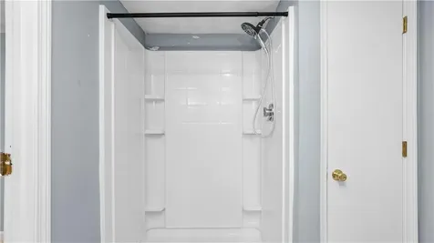 96 Moccasin Drive Warwick RI 02889