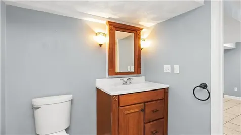 96 Moccasin Drive Warwick RI 02889