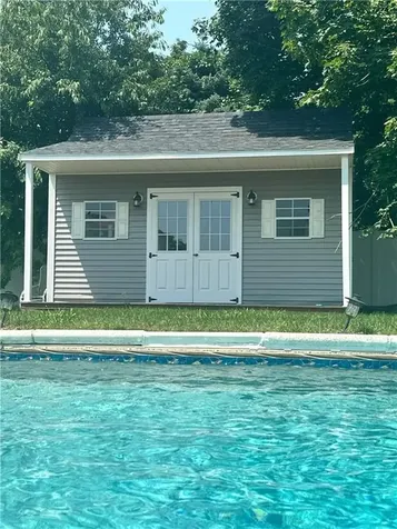 96 Moccasin Drive Warwick RI 02889