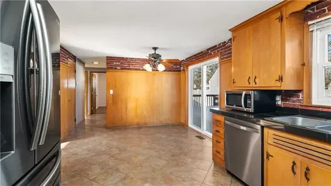 96 Moccasin Drive Warwick RI 02889