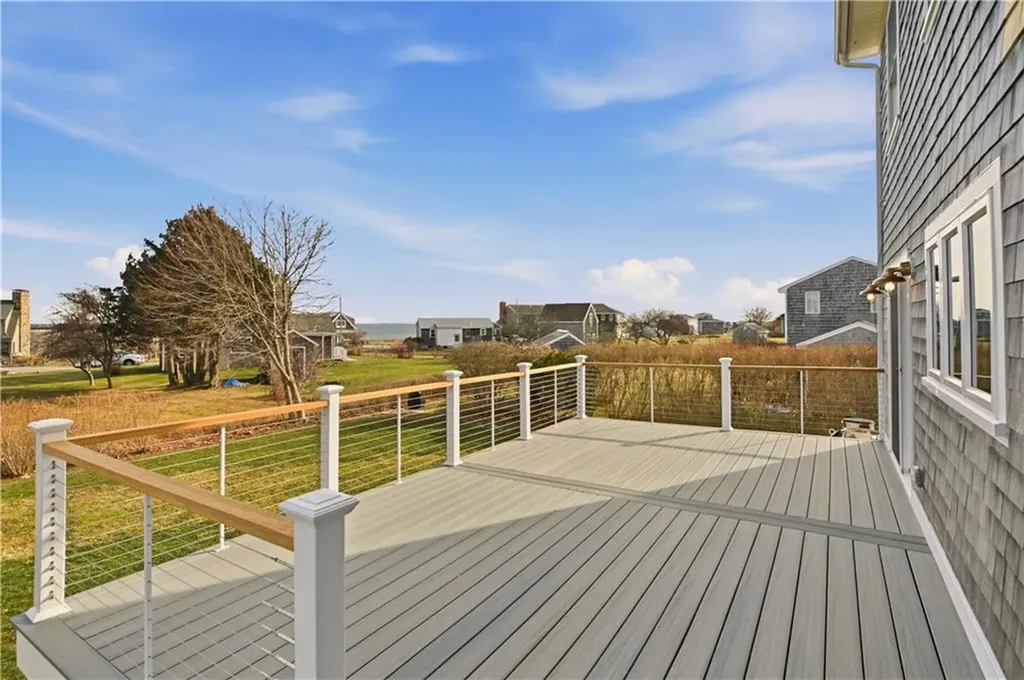 30 Indian Road Little Compton RI 02837