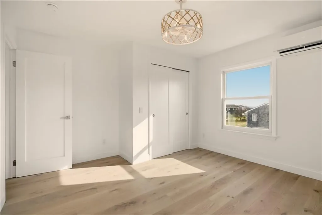 30 Indian Road Little Compton RI 02837