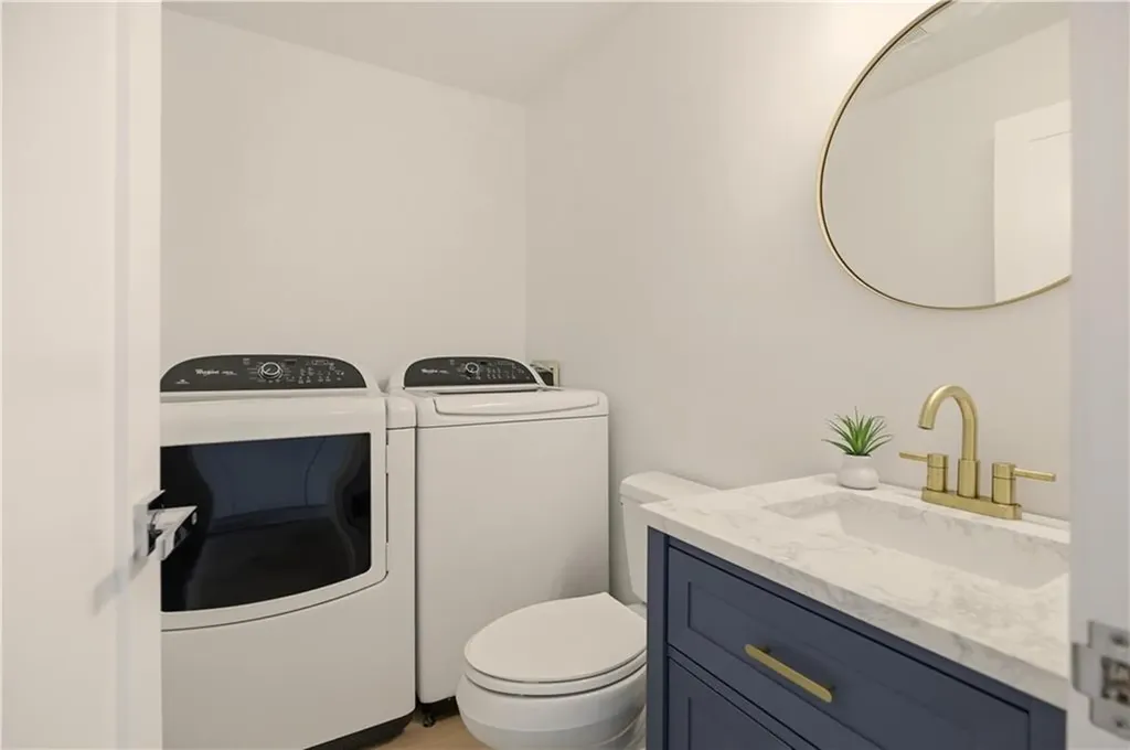 30 Indian Road Little Compton RI 02837