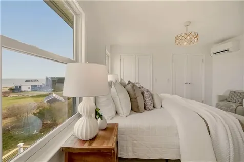 30 Indian Road Little Compton RI 02837