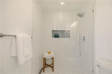 30 Indian Road Little Compton RI 02837