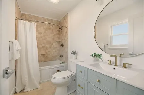 30 Indian Road Little Compton RI 02837