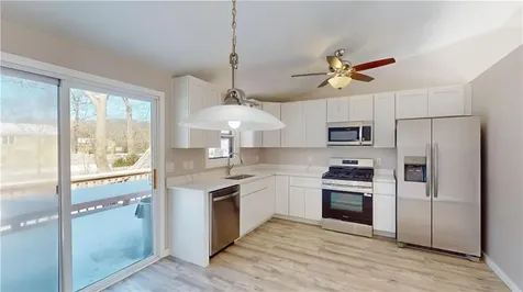 103 Brightside Avenue Warwick RI 02889