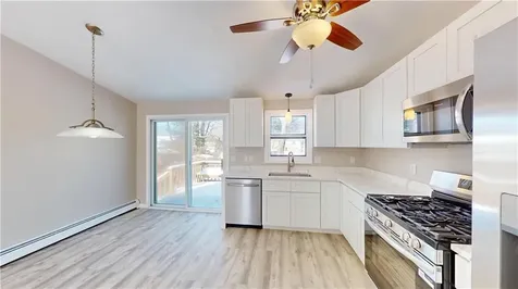 103 Brightside Avenue Warwick RI 02889