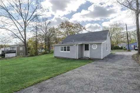 30 Bear Hill Road Cumberland RI 02864
