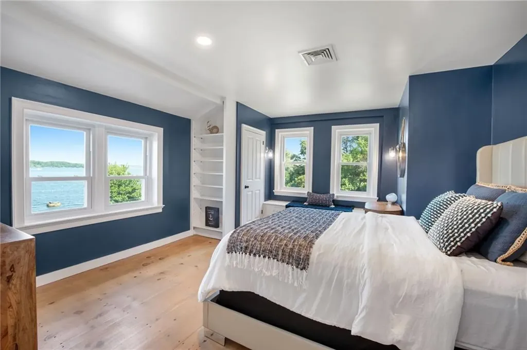 376 East Shore Road Jamestown RI 02835